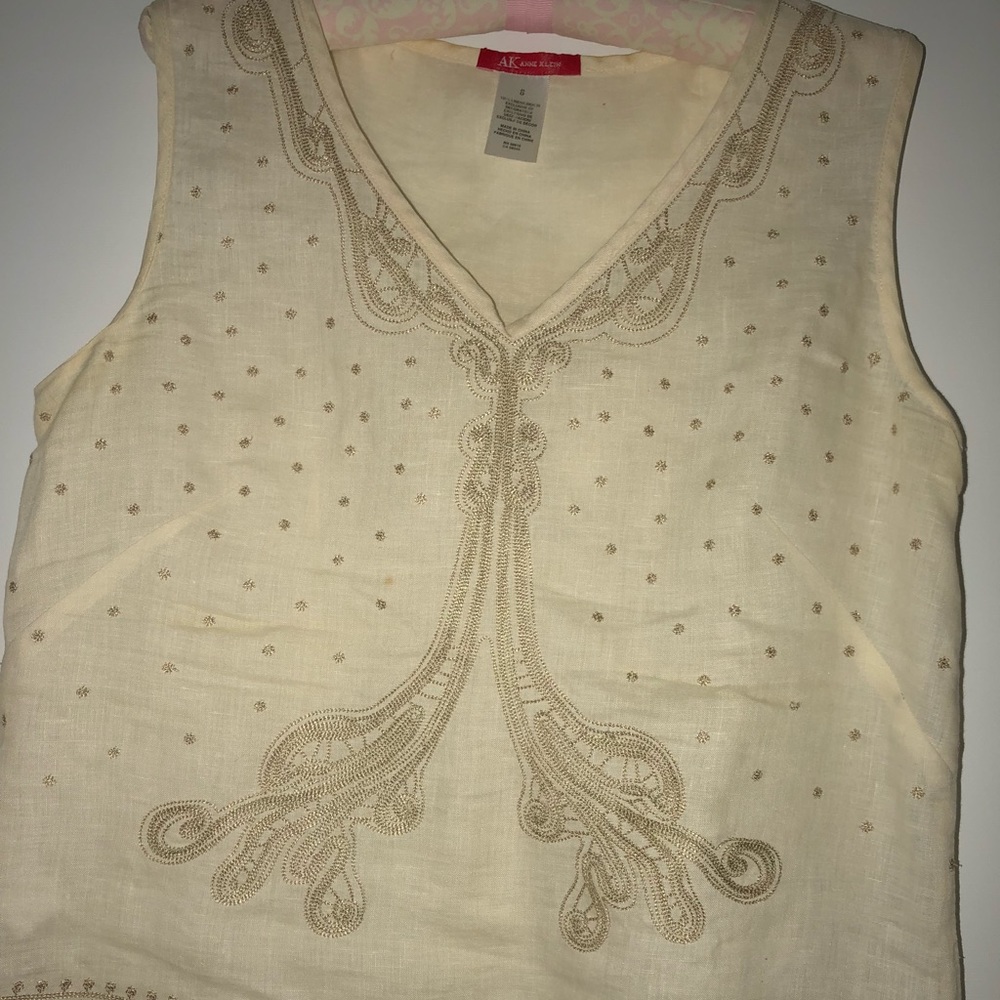 Embroidered linen top